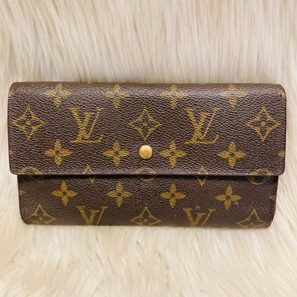 Louis Vuitton International Wallet  #4.2m TH 0939